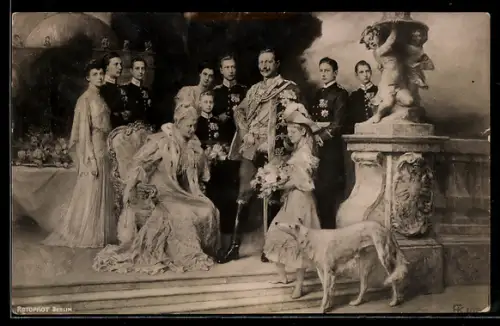Künstler-AK Königshaus von Preussen mit Hund, Kaiser Wilhelm II. und Familie