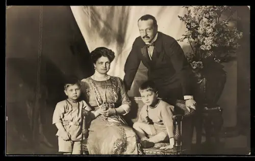 AK Ernst Ludwig Grossherzog von Hessen-Darmstadt und seine Familie