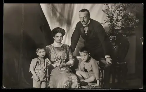 AK Ernst Ludwig Grossherzog von Hessen-Darmstadt und seine Familie