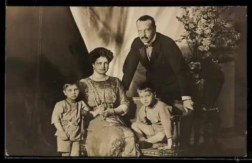 AK Ernst Ludwig Grossherzog von Hessen-Darmstadt und seine Familie