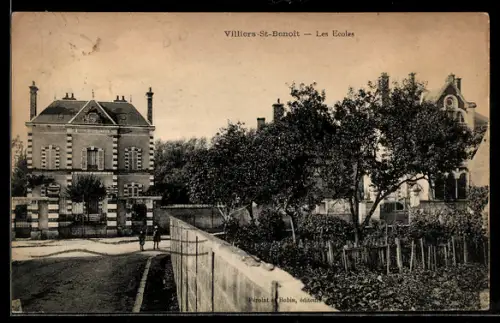 AK Villiers-St-Benoît, Les Ecoles