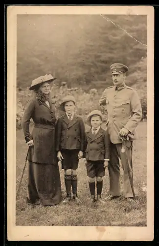 AK Grossherzog Ernst-Ludwig mit Familie