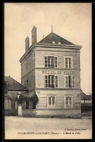 AK Villeneuve-la-Guyard, L'Hotel de Ville