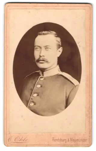 Fotografie C. Ohle, Rendsburg, Kirchen-Str. 4, Gefreiter vom Regiment Nr. 9 in Uniform