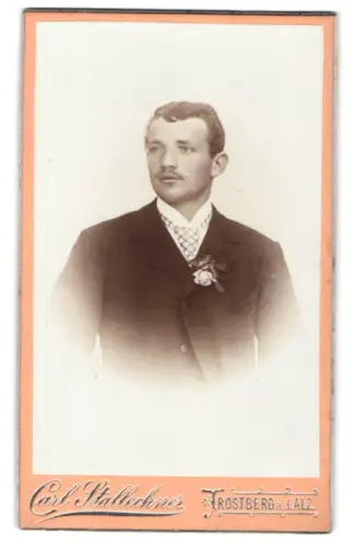 Fotografie Carl Stallechner, Trostberg a. d. Alz, Würdevolle Darstellung eines Herrn
