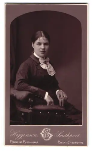 Fotografie Higginson, Southport, Porträt einer Dame