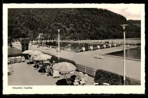 AK Werdohl i. Westf., Freibad, mit Terrasse der Freibad-Gaststätte Hugo Ulrich