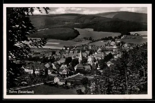 AK Balve /Sauerland, Ortsansicht mit Kirche, 