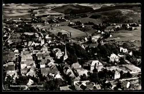 AK Neuenrade /Sauerland, Ortsansicht aus der Luft
