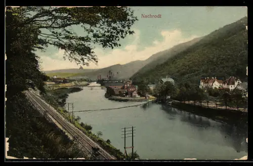 AK Nachrodt, Flusslandschaft, Eisenbahnlinie, Fabrikgebäude
