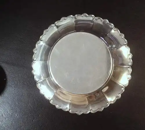Kleine Silbervorlegeplatte für  Wechselgeld,  Bonbons, etc.