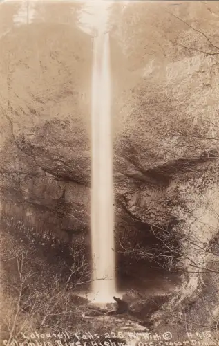 * OREGON - Columbia River Highway - Latourell Falls