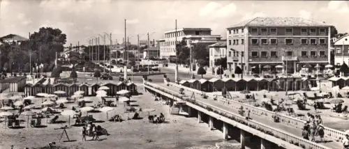 # SENIGALLIA: STRAND UND PLATZ DER FREIHEIT 1956 (LANGE POSTKARTE)