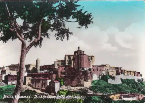 # IRSINA: PANORAMA DER ANTIKEN STADT