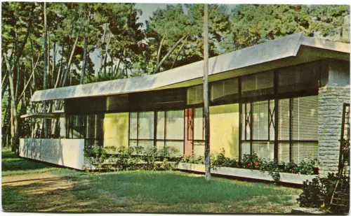 KINDER, KINDER, KINDHEIT, KINDERARZTPRAXIS, KOLONIE AM TYRRHEN m