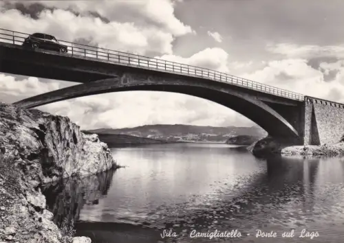 # CAMILLIATELLO: SEEBRÜCKE