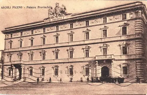 # ASCOLI PICENO: PROVINZIALPALAST