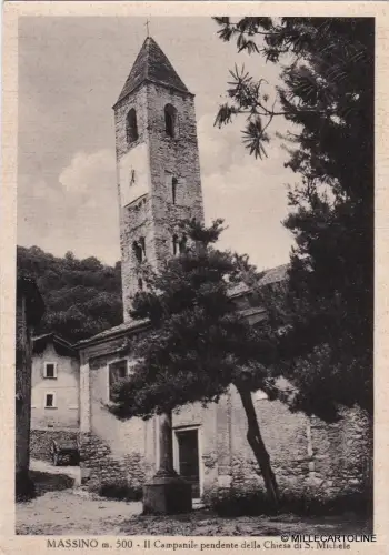 # MASSINO: DER HÄNGENDE GLOCKENTURM DER KIRCHE ST. MICHELE