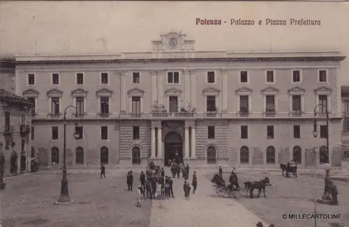 # POTENZA: PALAST UND PLATZ PRÄFEKTUR - 1914