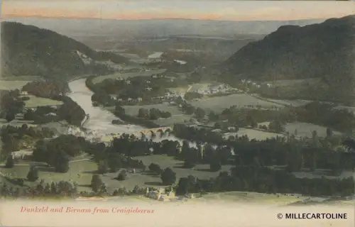 SCHOTTLAND - Dunkeld and Birnam from Craigiebarns