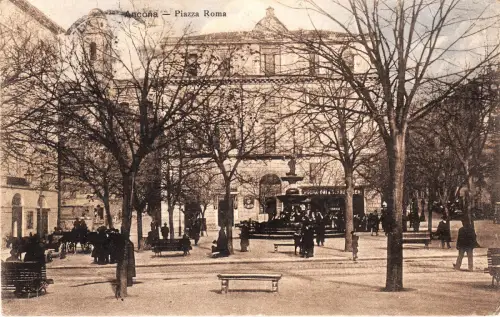 #ANCONA: PIAZZA ROMA