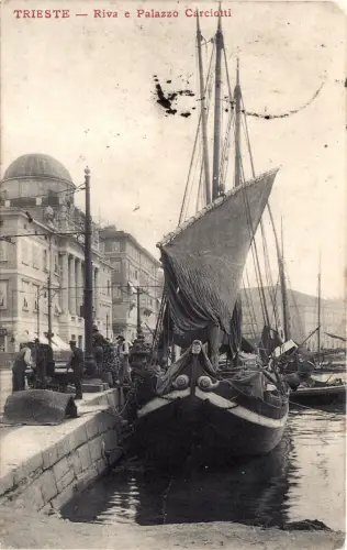 #TRIEST: RIVA E PALAZZO CARCIOTTI
