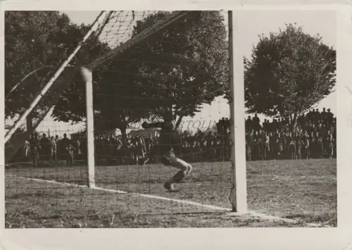 FUSSBALL - Siena vs Venedig 1938 Strafe von Vasco Lenzi - Foto Brogi