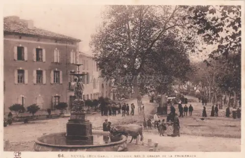 FRANKREICH - Revel - Fontaine des 3 Graces et la Promenade