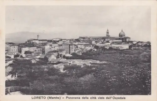 LORETO - Panorama der Stadt vom Krankenhaus aus gesehen