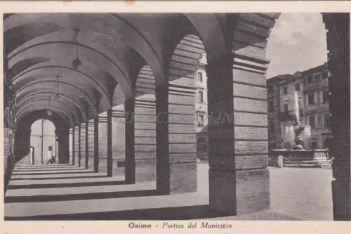 OSIMO - Portico del Municipio