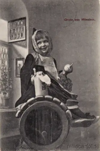 * MÜNCHEN - Baby- und Hofbräuhausbier