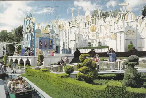 WALT DISNEY - Fantasyland, Disneyland