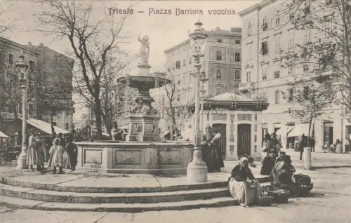 TRIEST - Piazza Barriera Vecchia (Postkarte Ed.SDM)
