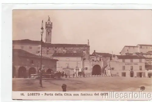 LORETO - Stadttor mit Gallierbrunnen - N.P.G.