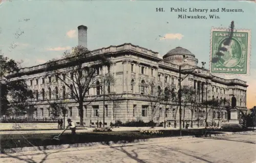 WISCONSIN - Public library and Museum, Milwaukee