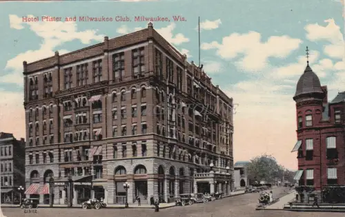 WISCONSIN - Hotel Pfister and Club, Milwaukee