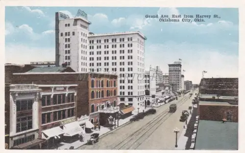 OKLAHOMA - Grand Ave. Östlich von Harvey St., Oklahoma City
