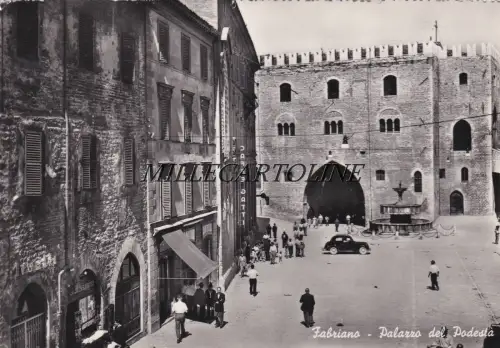 FABRIANO: Palazzo del Podesta' 1954
