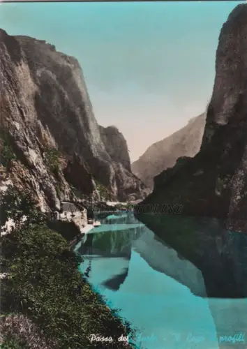 FURLO SCHRITT: Der See und die Profile