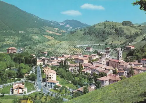 VISSO: Panorama von der Straße nach Cardosa