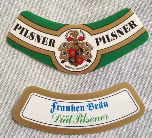 § PILSNER BIER - 2 HALSETIKETTEN
