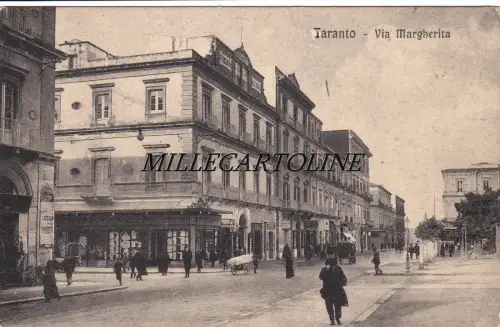 TARANTO: Via Margherita