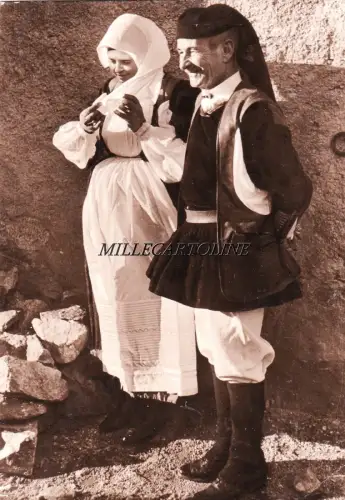 ORANI: Sardische Kostüme