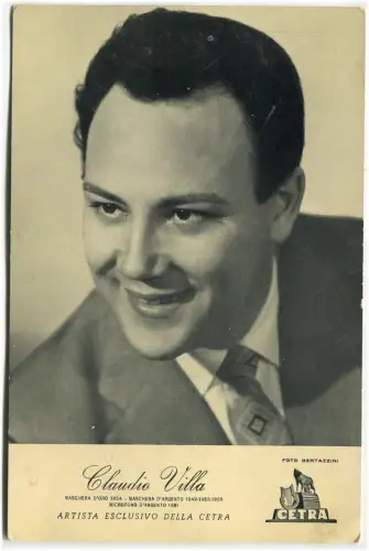LEICHTE MUSIK, DER SÄNGER CLAUDIO VILLA, FOTO BERTAZZINI, ZITHER