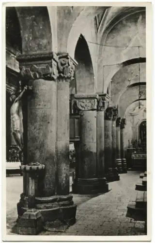 PETRELLA TIFERNINA (CAMPOBASSO), INNENRAUM KIRCHE S. GIOGIO M., 1953