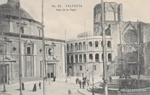 SPANIEN - Valencia - Plaza de la Virgen