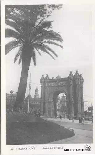 SPANIEN - Barcelona - Arc de Triomphe