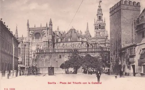 SPANIEN - Sevilla - Plaza del Triunfo mit Kathedrale