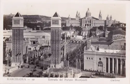 SPANIEN - Barcelona - Eingang zum Parque Montjuich - Foto Postkarte