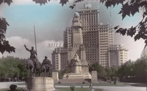 SPANIEN - Madrid - Plaza de Espana - Cervantes Monument - Foto Postkarte